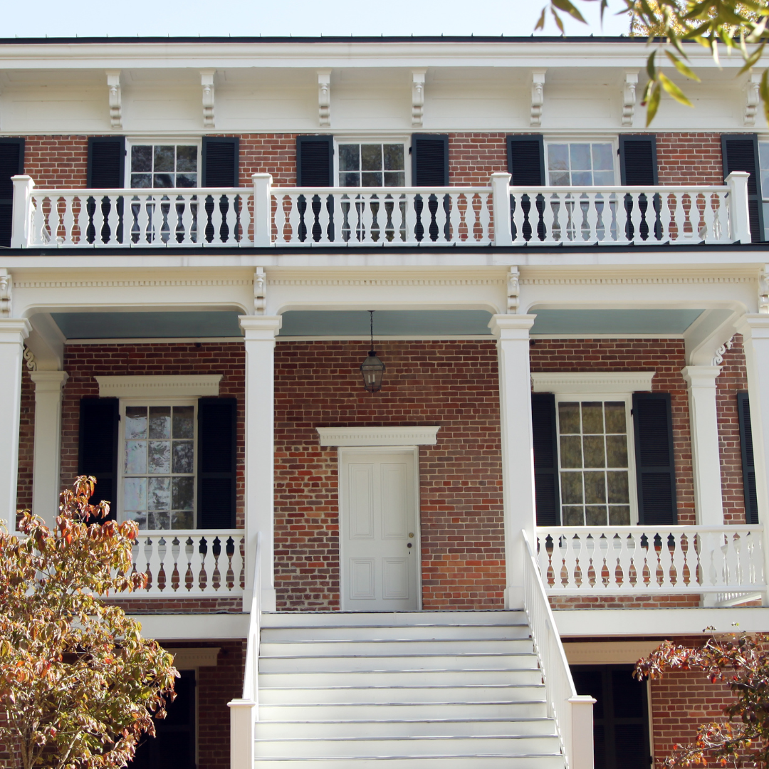 5 Features of Greek Revival Architecture